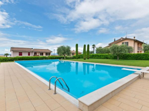 Welcoming Holiday Home in Lazise with Swimming Pool, Lazise